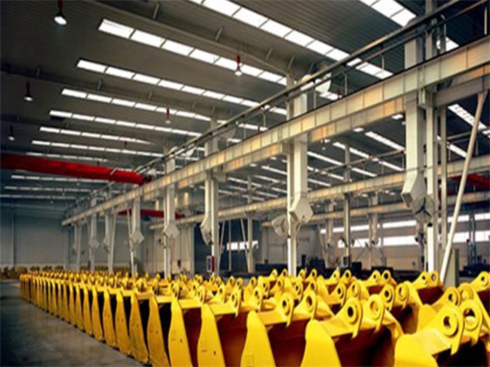 深圳徐工集团挖掘机装配车间